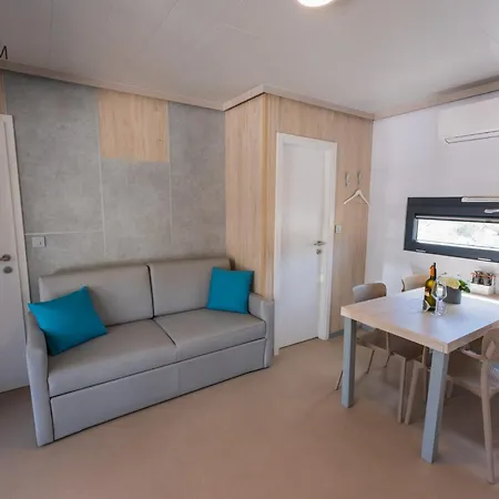 Charming Two-bedroom Mobile Homes Feriehus Drage