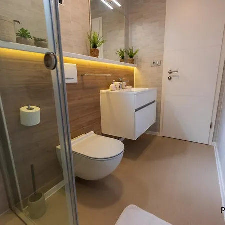 Charming Two-bedroom Mobile Homes * Drage
